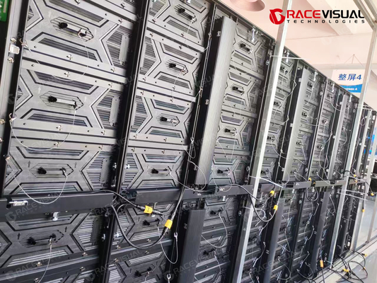 نمایشگر LED فضای باز سری OE با روشنایی 5000 نیت، IP65، سرویس از جلو، 23.5 کیلوگرم
